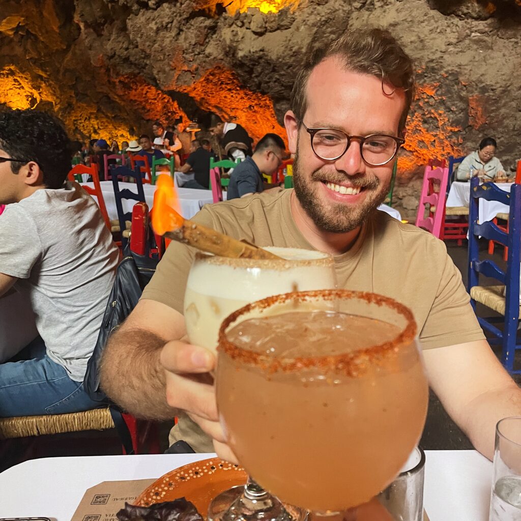 Drinks at La Gruta in Teotihuacan