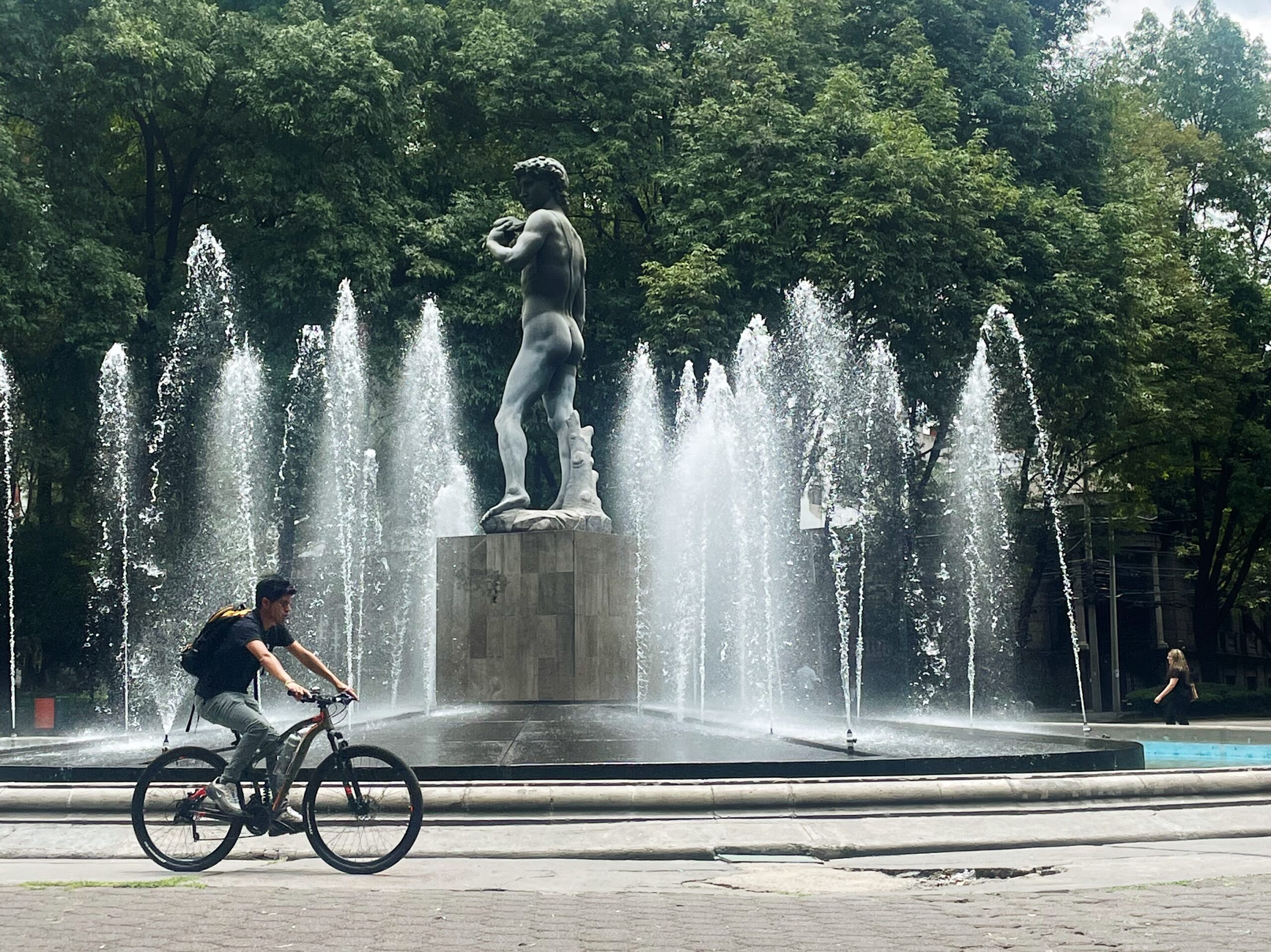 Plaza Rio de Janiero in Mexico City