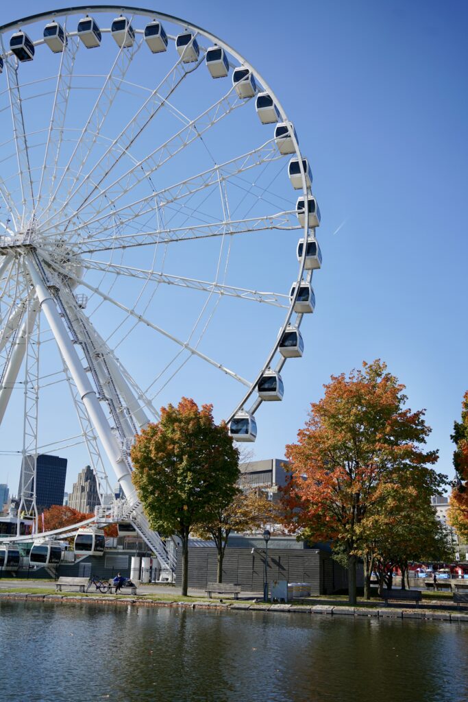 The Montreal ferris wheel in autumn