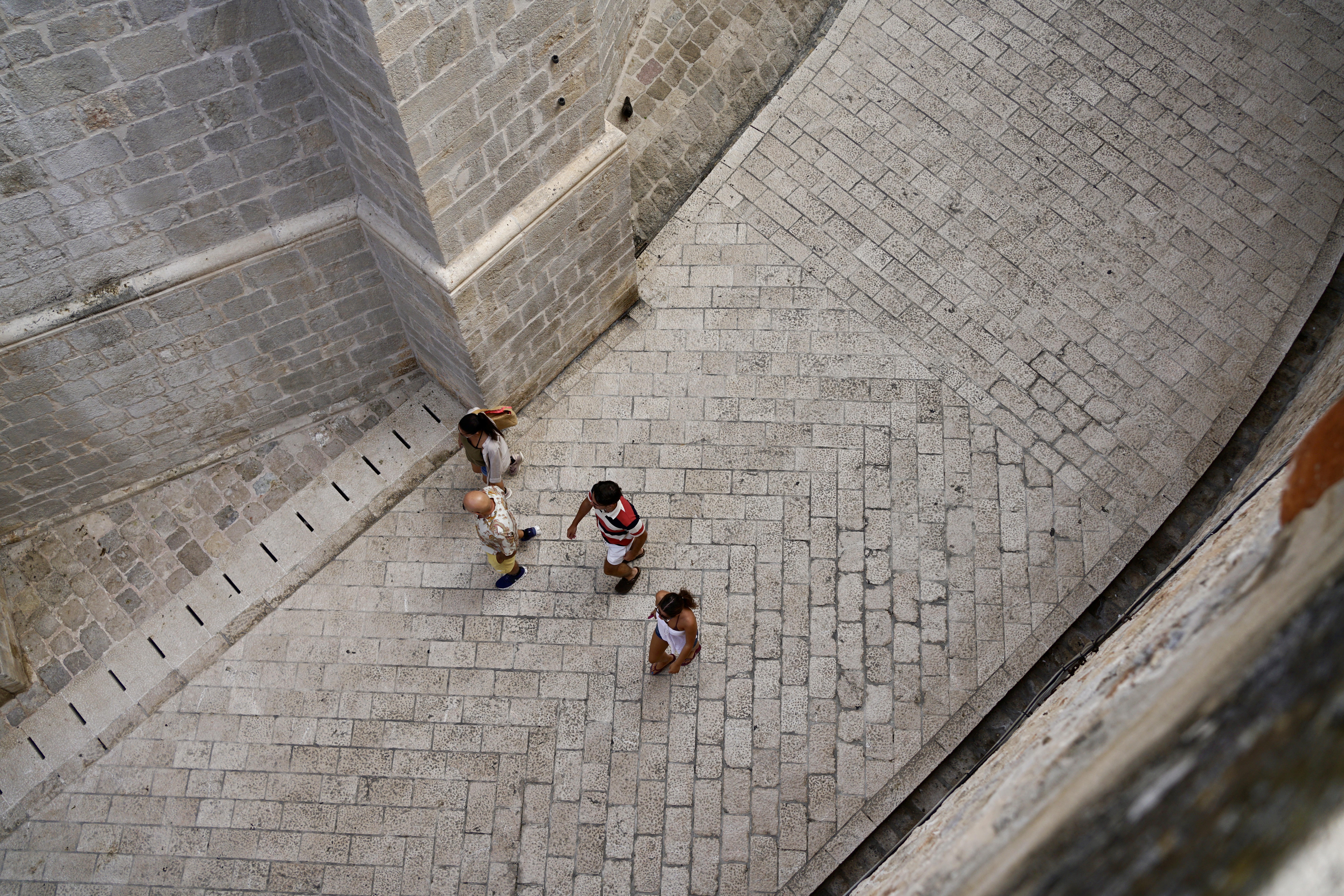A birds eye view of a corridor in dubrovnik