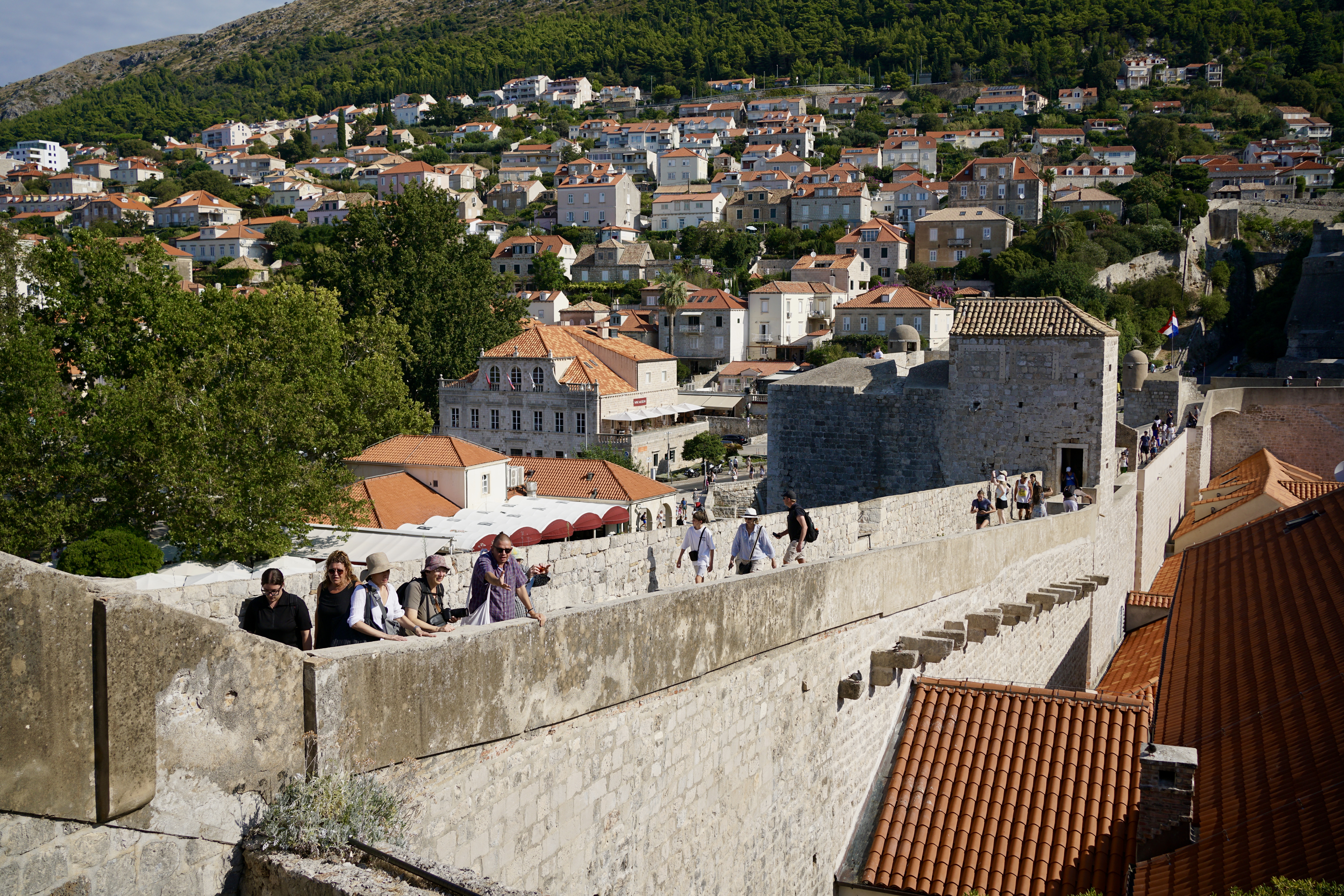 People on the walls of Dubrovnik